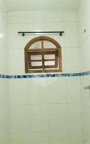 Casa à venda com 200m², 3 quartos e 3 vagas