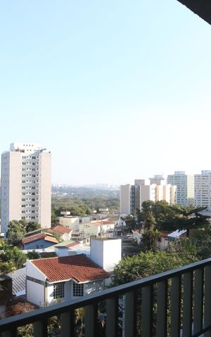 Apartamento à venda com 182m², 3 quartos e 3 vagasVaranda