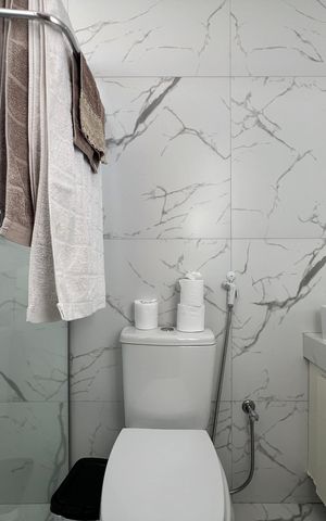 Apartamento à venda com 93m², 2 quartos e 2 vagasBanheiro da Suíte