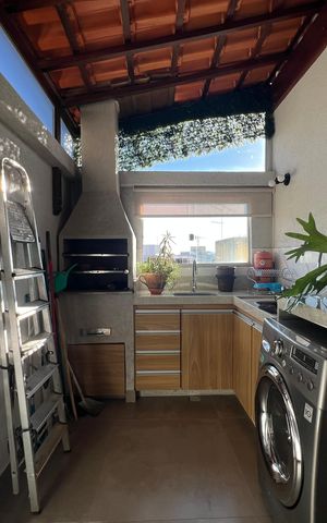 Apartamento à venda com 93m², 2 quartos e 2 vagasChurrasqueira