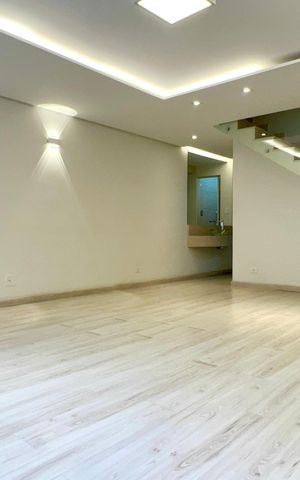 Casa à venda com 180m², 3 quartos e 3 vagas Casa à venda com 180m², 3 quartos e 3 vagasSala