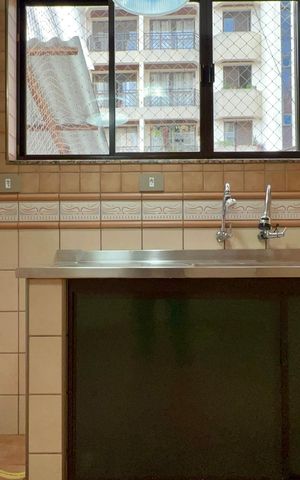 Casa à venda com 180m², 3 quartos e 3 vagas Casa à venda com 180m², 3 quartos e 3 vagasCozinha