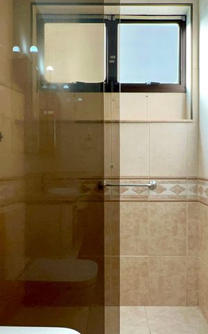 Casa à venda com 180m², 3 quartos e 3 vagas Casa à venda com 180m², 3 quartos e 3 vagasBanheiro