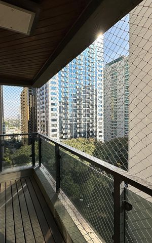 Apartamento à venda com 162m², 3 quartos e 2 vagas Apartamento à venda com 162m², 3 quartos e 2 vagasVaranda da Sala