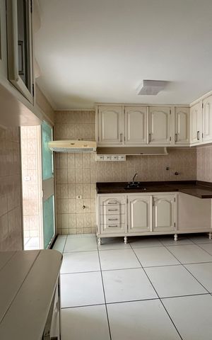 Apartamento à venda com 162m², 3 quartos e 2 vagas Apartamento à venda com 162m², 3 quartos e 2 vagasCozinha