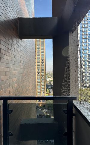 Apartamento à venda com 162m², 3 quartos e 2 vagas Apartamento à venda com 162m², 3 quartos e 2 vagasVaranda