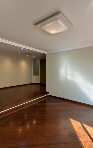 Apartamento à venda com 162m², 3 quartos e 2 vagas Apartamento à venda com 162m², 3 quartos e 2 vagasSala