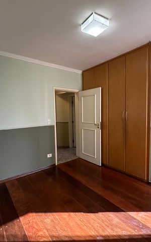 Apartamento à venda com 162m², 3 quartos e 2 vagas Apartamento à venda com 162m², 3 quartos e 2 vagasQuarto 2