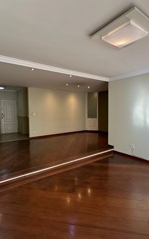Apartamento à venda com 162m², 3 quartos e 2 vagas Apartamento à venda com 162m², 3 quartos e 2 vagasSala