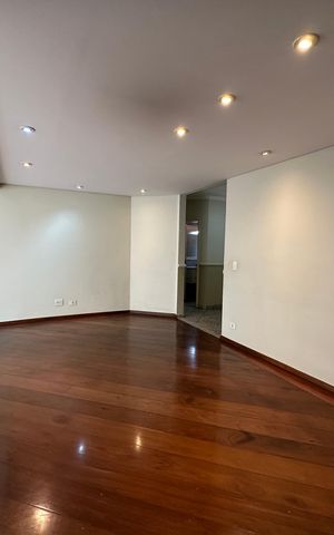 Apartamento à venda com 162m², 3 quartos e 2 vagas Apartamento à venda com 162m², 3 quartos e 2 vagasSala