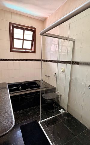 Casa para alugar com 380m², 5 quartos e 4 vagas