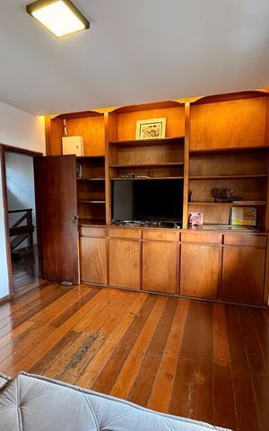 Casa para alugar com 380m², 5 quartos e 4 vagas