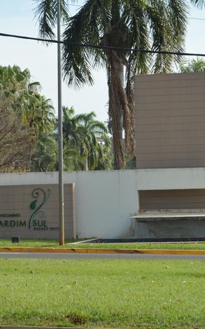 Casa de condomínio para alugar com 222m², 3 quartos e 4 vagasFachada
