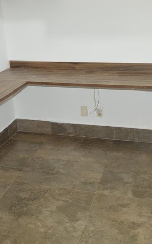 Casa de condomínio para alugar com 222m², 3 quartos e 4 vagasEscritório