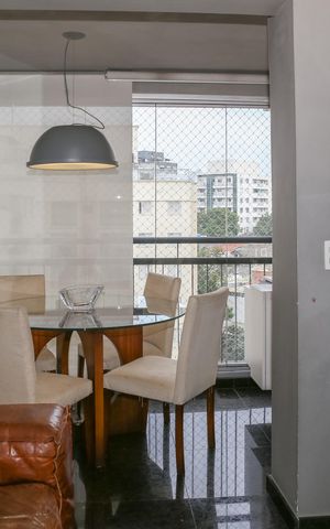 Apartamento à venda com 120m², 2 quartos e 3 vagas Apartamento à venda com 120m², 2 quartos e 3 vagasSala