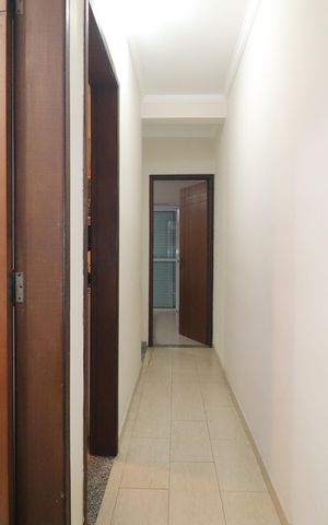 Casa à venda com 148m², 3 quartos e 3 vagasCorredor Quartos