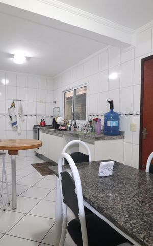 Casa à venda com 148m², 3 quartos e 3 vagasCozinha