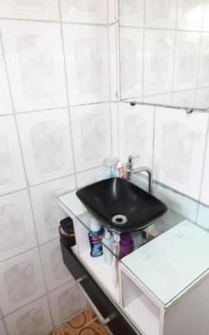 Casa à venda com 390m², 3 quartos e 3 vagasBanheiro 1