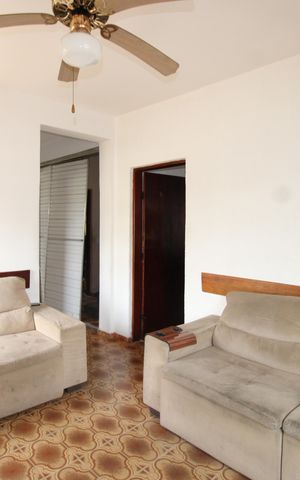 Casa à venda com 390m², 3 quartos e 3 vagasSala 1