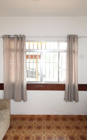 Casa à venda com 390m², 3 quartos e 3 vagasSala 1