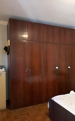 Casa à venda com 196m², 3 quartos e 2 vagas
