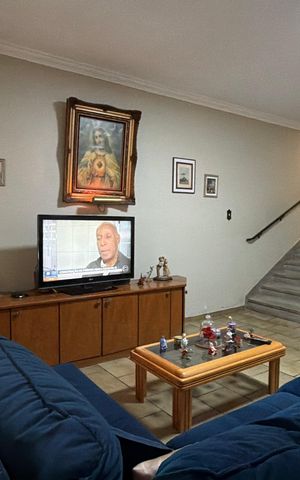 Casa à venda com 196m², 3 quartos e 2 vagas