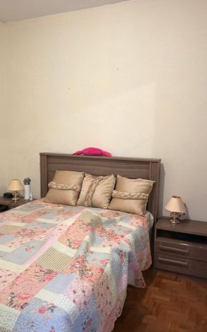 Casa à venda com 196m², 3 quartos e 2 vagas