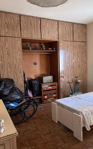 Casa à venda com 196m², 3 quartos e 2 vagas