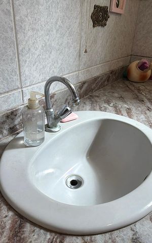 Casa à venda com 196m², 3 quartos e 2 vagas