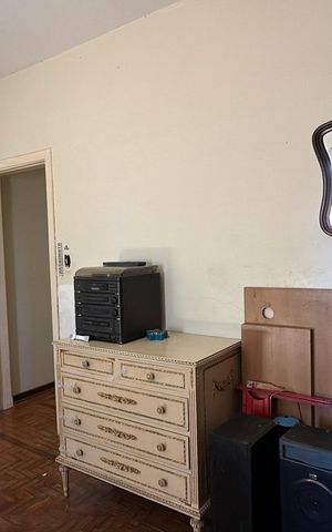 Casa à venda com 196m², 3 quartos e 2 vagas