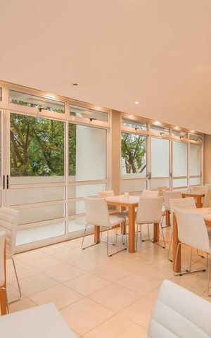 Apartamento para alugar com 50m², 2 quartos e 1 vaga Apartamento para alugar com 50m², 2 quartos e 1 vagaÁrea comum - Salão de festas