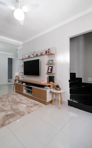 Casa de condomínio à venda com 117m², 3 quartos e 2 vagasSala