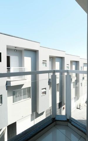 Casa de condomínio à venda com 117m², 3 quartos e 2 vagasSuíte