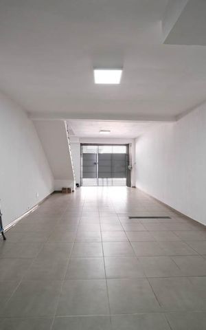 Casa de condomínio à venda com 117m², 3 quartos e 2 vagasGaragem