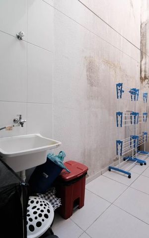 Casa de condomínio à venda com 117m², 3 quartos e 2 vagasCozinha e Área de Serviço