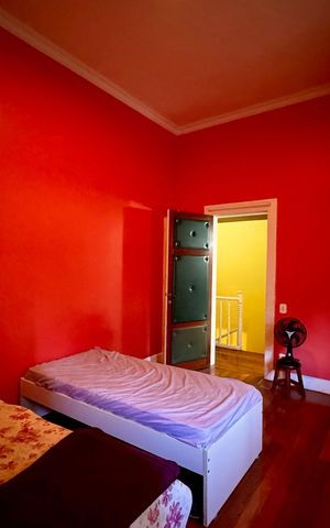 Casa à venda com 190m², 3 quartos e 1 vaga