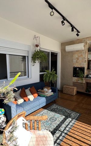 Apartamento à venda com 60m², 2 quartos e 1 vaga Apartamento à venda com 60m², 2 quartos e 1 vagaVaranda