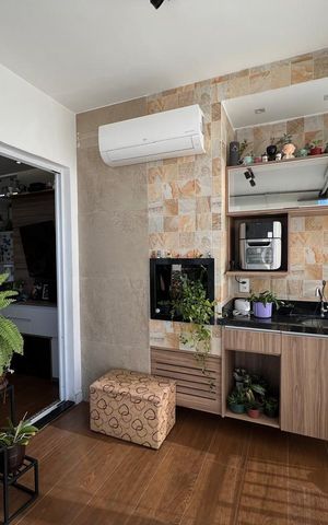Apartamento à venda com 60m², 2 quartos e 1 vaga Apartamento à venda com 60m², 2 quartos e 1 vagaVaranda