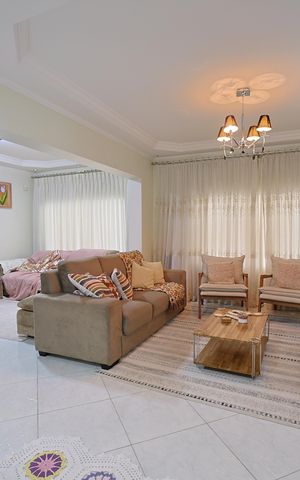 Casa para alugar com 200m², 3 quartos e 1 vagaSala