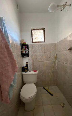 Casa à venda com 100m², 7 quartos e 6 vagas