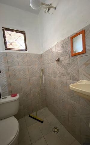 Casa à venda com 100m², 7 quartos e 6 vagas