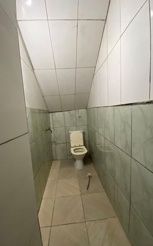 Casa à venda com 100m², 7 quartos e 6 vagas