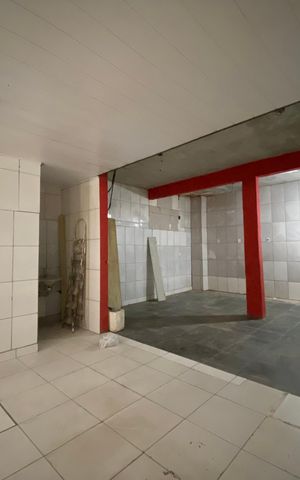Casa à venda com 100m², 7 quartos e 6 vagas