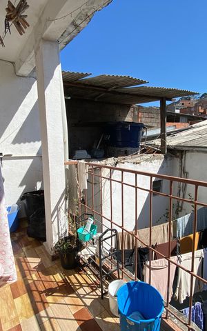 Casa à venda com 100m², 7 quartos e 6 vagas