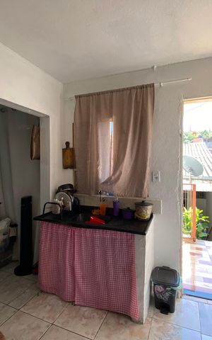 Casa à venda com 100m², 7 quartos e 6 vagas