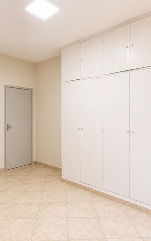 Apartamento para alugar com 200m², 4 quartos e 1 vaga Apartamento para alugar com 200m², 4 quartos e 1 vagaDormitório 1
