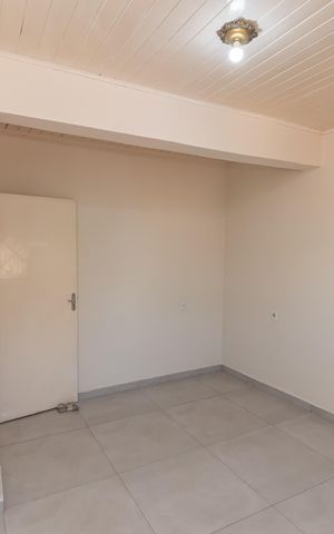 Casa à venda com 380m², 4 quartos e 10 vagas Casa à venda com 380m², 4 quartos e 10 vagasQuarto 4