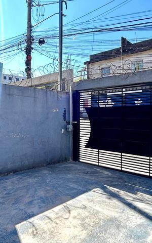 Casa para alugar com 63m², 2 quartos e 1 vaga Casa para alugar com 63m², 2 quartos e 1 vagaGaragem