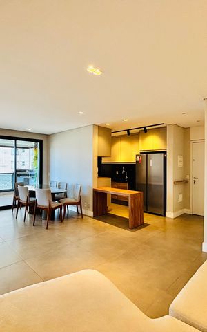 Apartamento para alugar com 112m², 2 quartos e 2 vagas Apartamento para alugar com 112m², 2 quartos e 2 vagasSala de Jantar