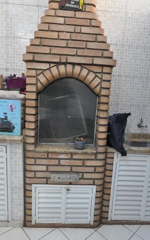 Casa à venda com 145m², 3 quartos e 3 vagasChurrasqueira